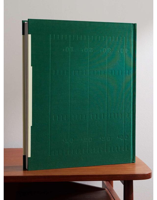 애술린 [해외직구] 애술린 풋볼 더 IMPOSSIBLE 컬렉션 HARDCOVER 북 9781614289074 B0081197966 착용컷