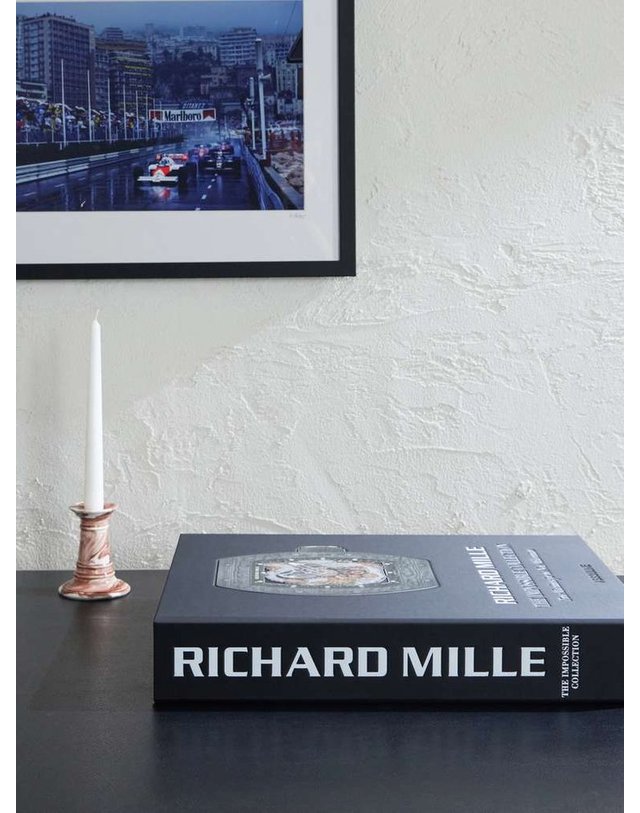 애술린 [해외직구] 애술린 RICHARD MILLE 더 IMPOSSIBLE 컬렉션 HARDCOVER 북 9781649804426 B0082171620 착용컷