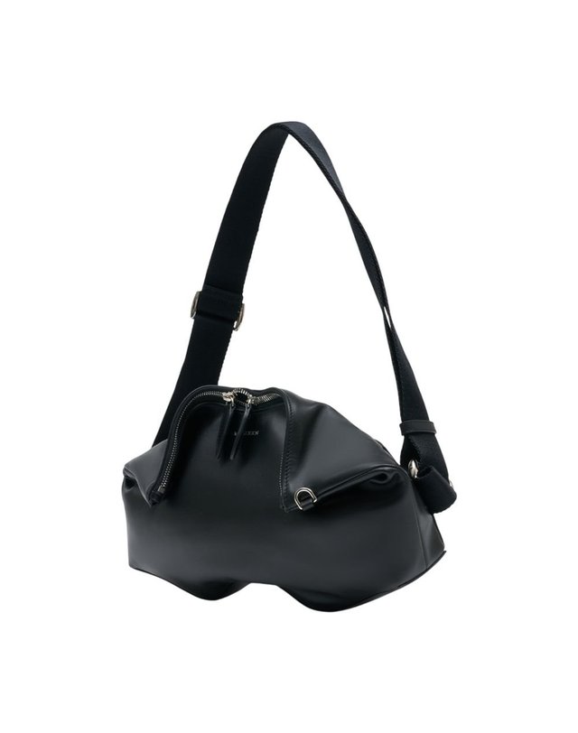 알렉산더맥퀸 [해외직구] 26 S/S 알렉산더 맥퀸 만타 메신저 클러치 ALEXANDER MCQUEEN 레더 블랙 8564151AAWB1000 B0731943448 착용컷