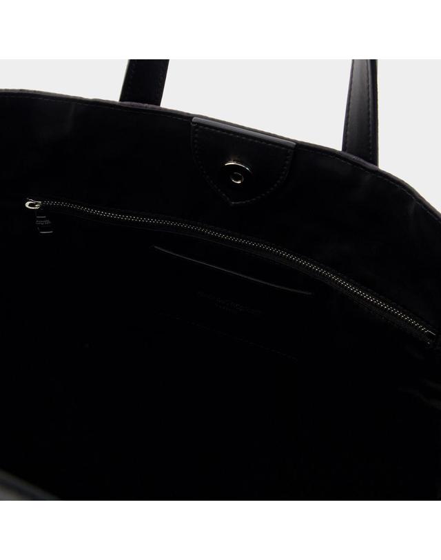 알렉산더맥퀸 [해외직구] 24 S/S 알렉산더 맥퀸 하니스 쇼퍼 백 ALEXANDER MCQUEEN 나일론 블랙 7747671AAQ01000 B0731457336 착용컷