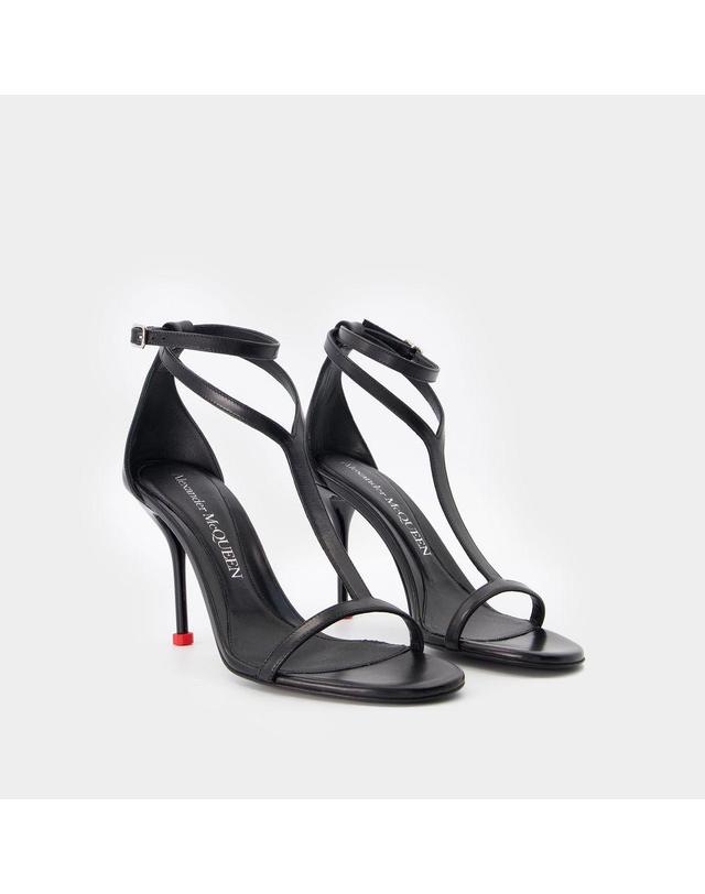 알렉산더맥퀸 [해외직구] 24 S/S 알렉산더 맥퀸 하니스 펌프스 ALEXANDER MCQUEEN 레더 블랙 790111WIFD11037 B0731457448 착용컷