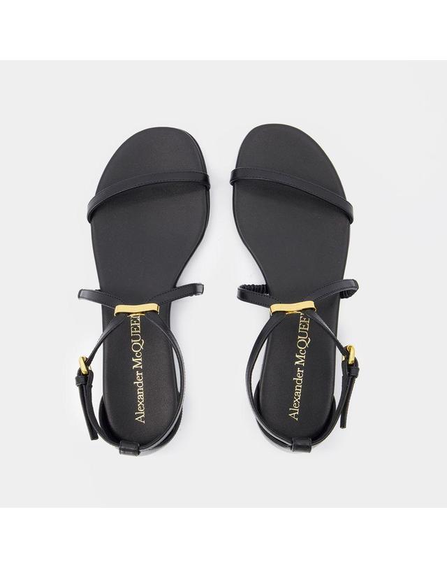 알렉산더맥퀸 [해외직구] 24 S/S 알렉산더 맥퀸 하니스 샌들 ALEXANDER MCQUEEN 레더 블랙골드 787159WIEX91088 B0731457449 착용컷