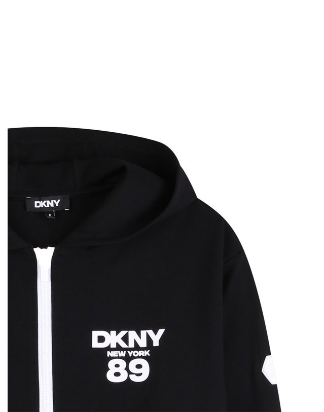 디케이앤와이 [해외직구] 26 S/S DKNY 맨투맨 콘 CAPPUCCIO (KIDS 상품) D62561K_09B B0042022897 착용컷