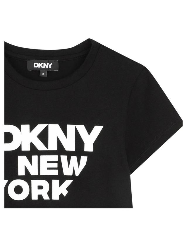 디케이앤와이 [해외직구] 25 S/S DKNY 티셔츠 (KIDS 상품) D62304K_09B B0041655112 착용컷