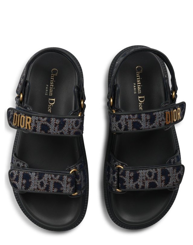 디올 [해외직구] 26 S/S 디올 샌들 콘 로고 KCO170OFF_30B B0041986425 착용컷