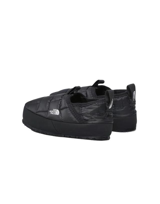 노스페이스 [해외직구] 25 F/W 더 노스페이스 THERMOBALL 패딩 슈즈 (KIDS 상품) NF0A39UXK_KY41 B0041838869 착용컷