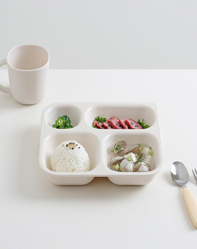 탁가온 네모 에코젠 4구식판 착용컷