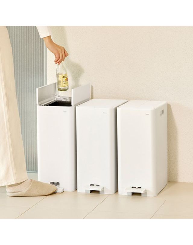 오너클랜 리템 양문형 페달형 휴지통 15L[WF31159] 착용컷