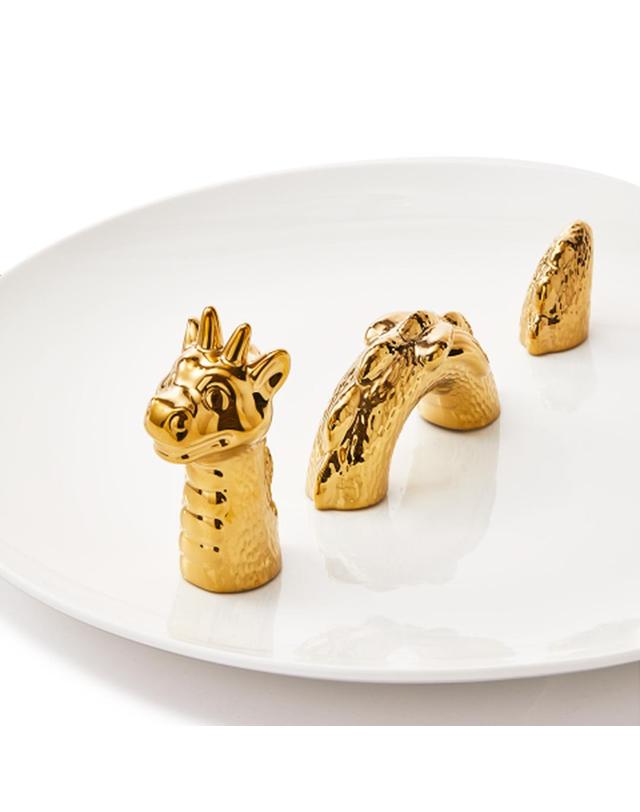 폴스포텐 DRAGON PLATE_White 40cm 착용컷