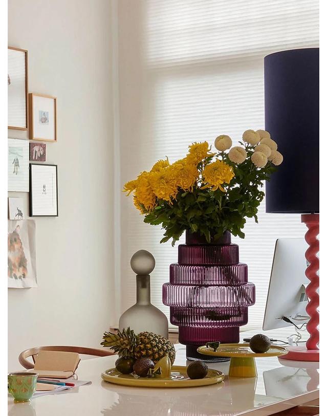 폴스포텐 STEPS VASE Small size Purple 착용컷