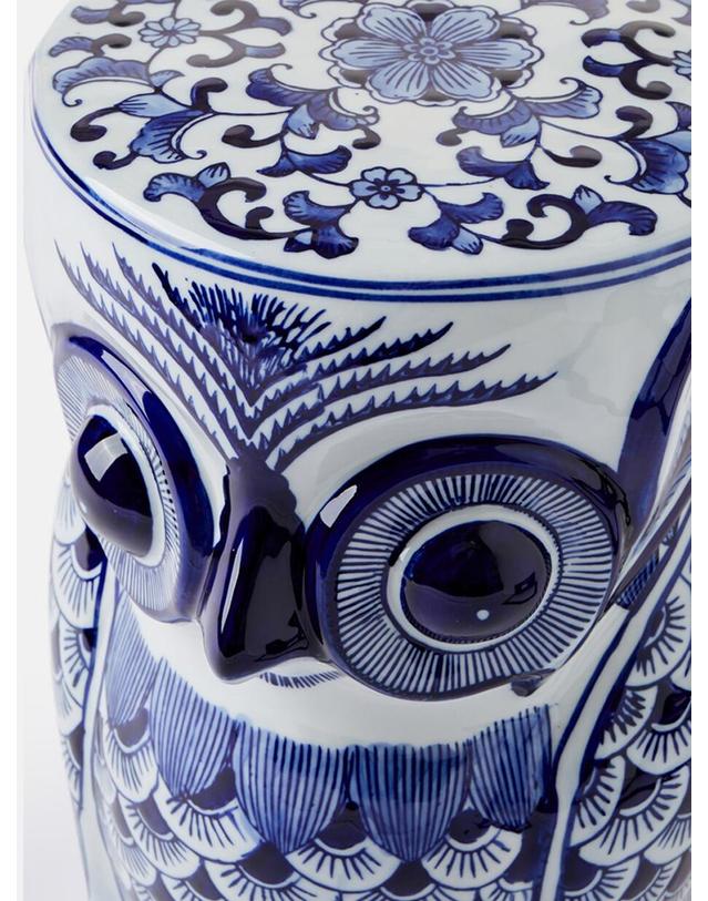 폴스포텐 Flower owl side table 착용컷