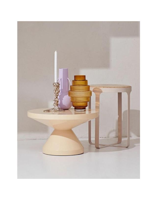 폴스포텐 ZIGZAG COFFEE TABLE_ Beige 착용컷