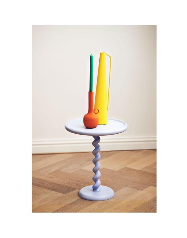 폴스포텐 Twister table_Light blue 착용컷