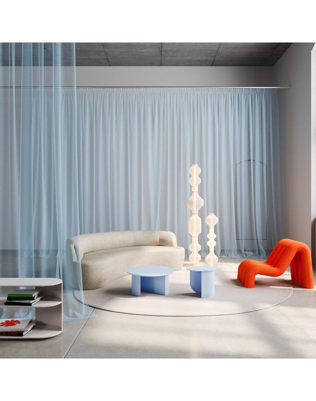 페스트암스테르담 PLATEAU SIDE TABLE_ICE BLUE 착용컷