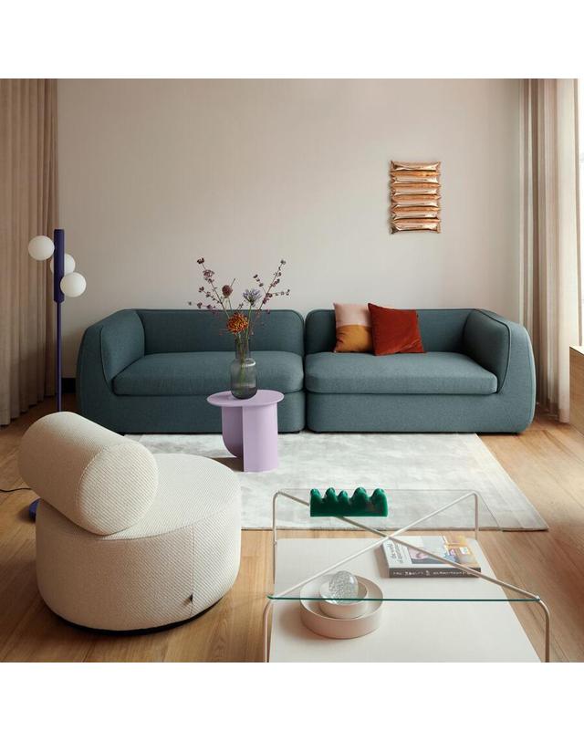 페스트암스테르담 SINCLAIR LOUNGE CHAIR _ ALPINE IVORY 착용컷
