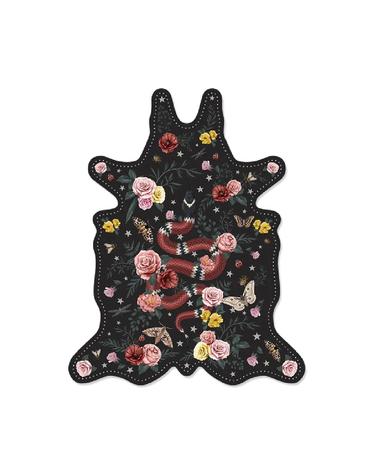 Carpet Black snake_148 X 187 cm