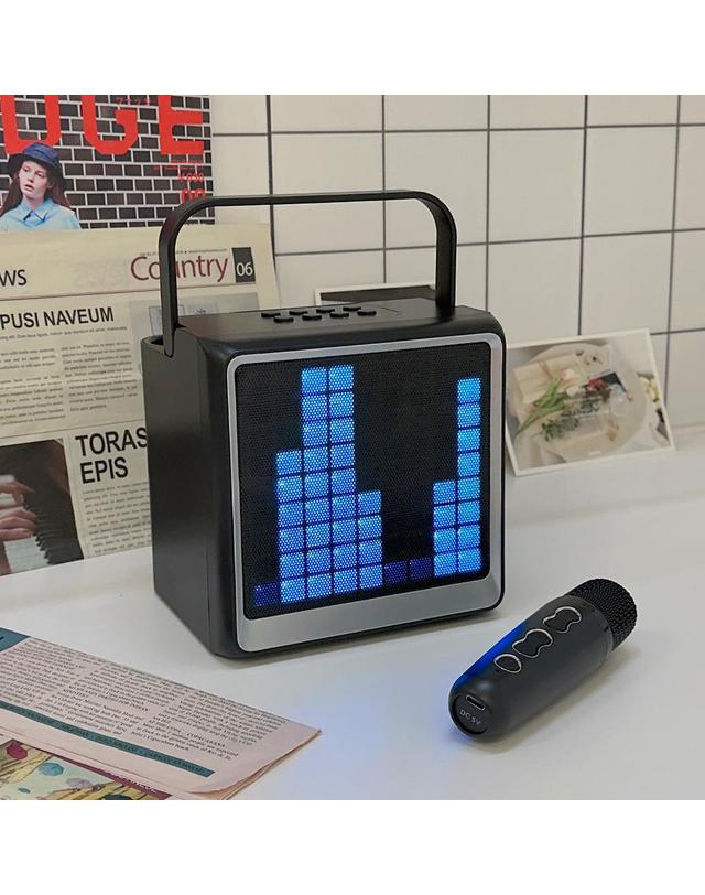 머레이코리아 머레이 웨이브 LED 블루투스 노래방기계 WAVE 착용컷