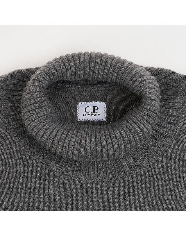씨피컴퍼니 [CP컴퍼니] FW25 남성 램스울GRS 터틀넥니트 19CMKN166A 110149A 921 착용컷