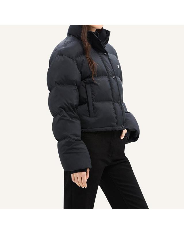 꾸레쥬 [꾸레쥬] FW25 여성 로고 자수 패딩 자켓 323CMA106PL0112 9999 착용컷