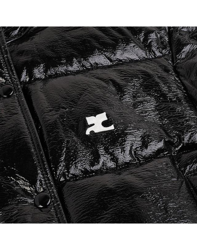 꾸레쥬 [꾸레쥬] FW25 여성 크롭 비닐 패딩 323CMA106VY0016 9999 착용컷