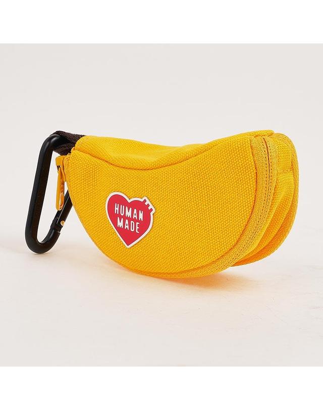 휴먼메이드 [휴먼메이드] FW26 공용 바나나 파우치 HM32GD004 YELLOW 착용컷