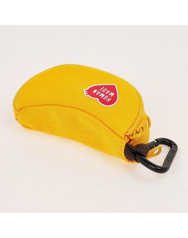 휴먼메이드 [휴먼메이드] FW26 공용 바나나 파우치 HM32GD004 YELLOW 착용컷