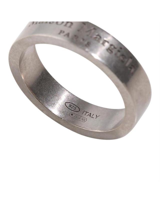 메종 마르지엘라 [밀라코/당일발송] 메종 마르지엘라 5mm 로고 링 실버 SM1UQ0064 SV0091 951 착용컷