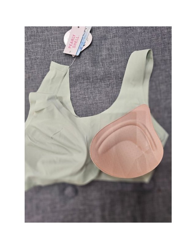 원더브라 wonderbra [갤러리아] 그린 쉘론 심리스 무봉제 U넥 브라탑[펠리쉘] PSWBR2N04T 착용컷