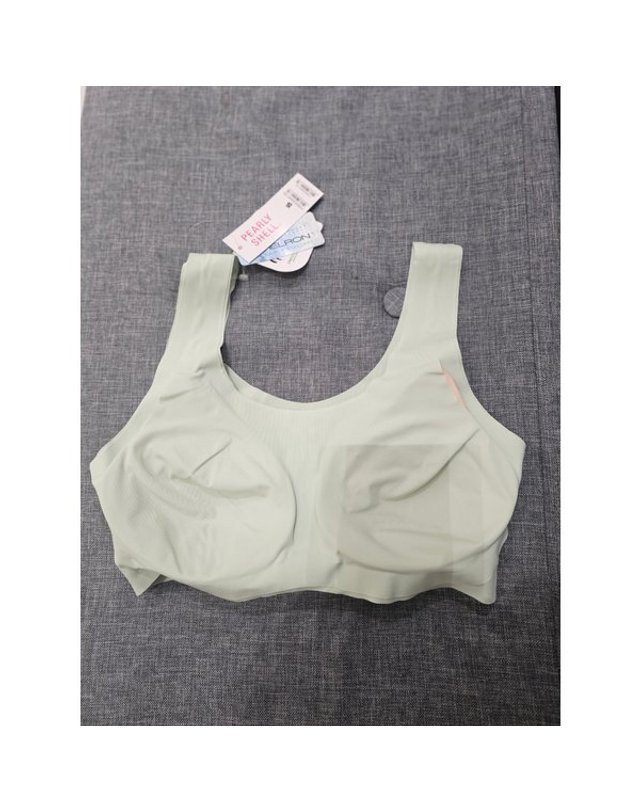 원더브라 wonderbra [갤러리아] 그린 쉘론 심리스 무봉제 U넥 브라탑[펠리쉘] PSWBR2N04T 착용컷