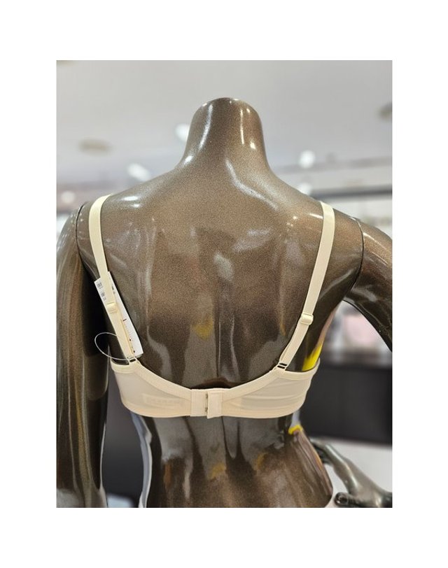 원더브라 wonderbra [갤러리아] 버터옐로우 저중심 소프트 일체형 몰드 플레이텍스 노와이어브라 PXWBR3M15T 착용컷