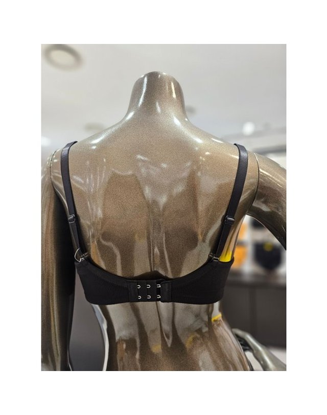 원더브라 wonderbra [갤러리아] 블랙 퍼팩트 레이어드 노와이어 브라(70A~85D)WBWBR6M33T 착용컷