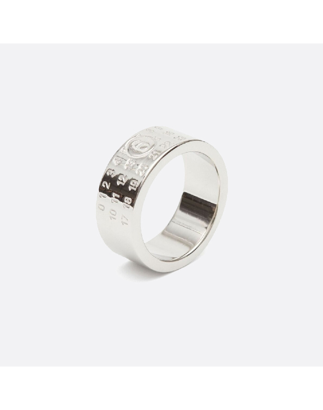 메종 마르지엘라 26SS MM6 마르지엘라 뉴메릭 시그니처 반지 실버 SM6UQ0057 P6469 951 착용컷