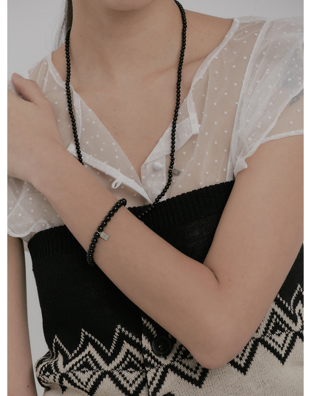 솔티페블 STPB NECKLACE [BLACK] 블랙 착용컷