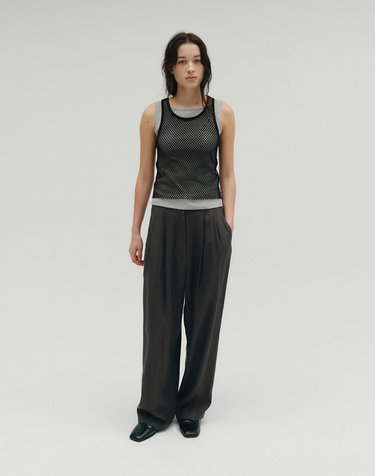 NET LAYERED SLEEVELESS TOP [BLACK]