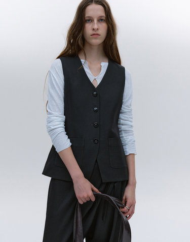 솔티페블 SILM FIT WOOL VEST [CHARCOAL]