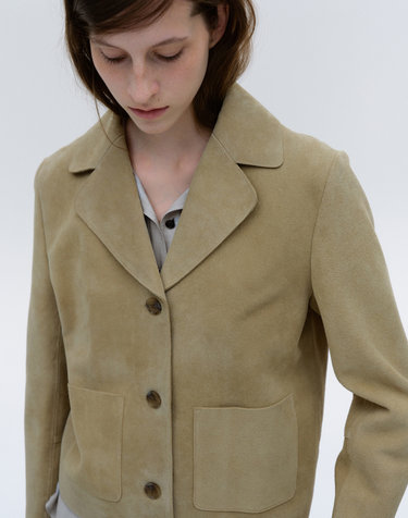 CLASSIC FIT REAL SUEDE JACKET [BEIGE]