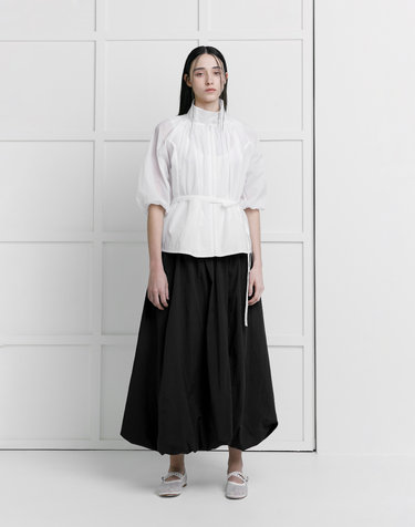 SHEER SHIRRING ZIP UP [WHITE]