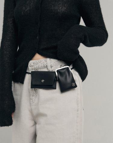 STRAP PURSE BAG [BLACK]