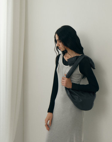 LEATHER SHIRT TOTE BAG [BLACK]