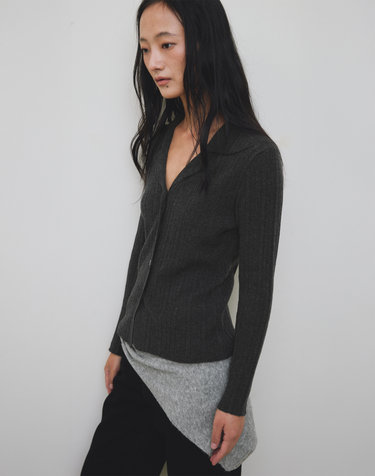 PLEATS KNIT CARDIGAN [CHARCOAL]