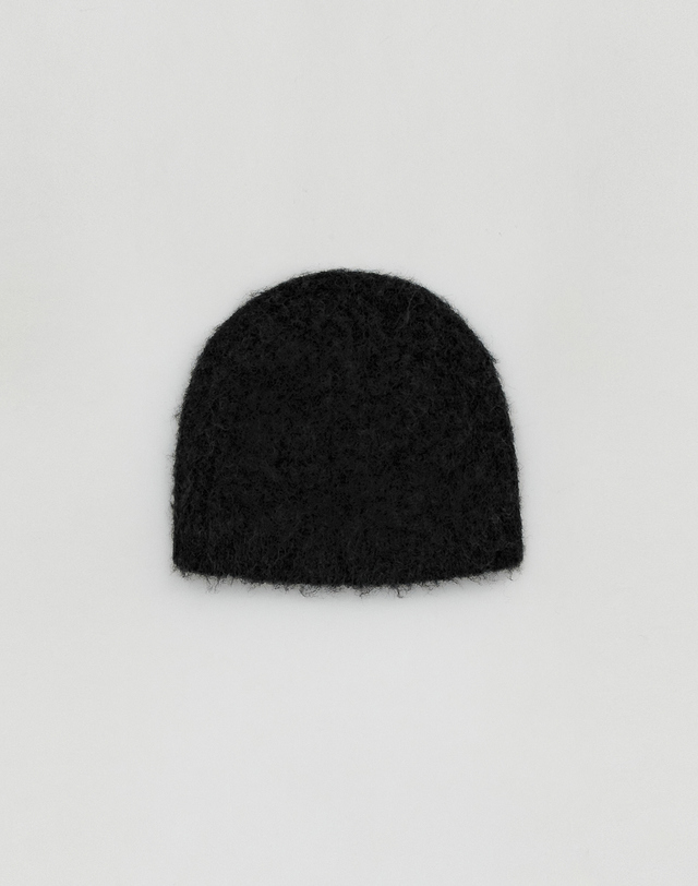 로우타이드 FLUFFY KNIT BEANIE [BLACK] 블랙 착용컷
