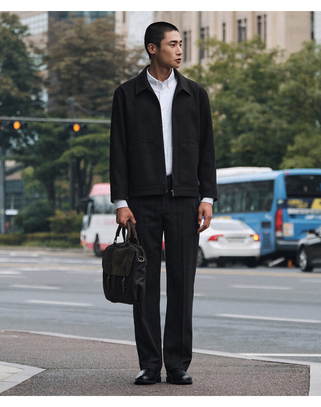 에스티코 WOOL-LIKE 트러커 점퍼_브라운 (세미오버핏)_SJPVD03NSH 착용컷