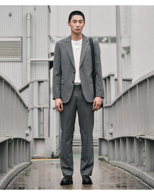 에스티코 썸머 WOOL 49% 에센셜 스트레치 수트_그레이 (클래식핏)_SSJVB63SET 착용컷