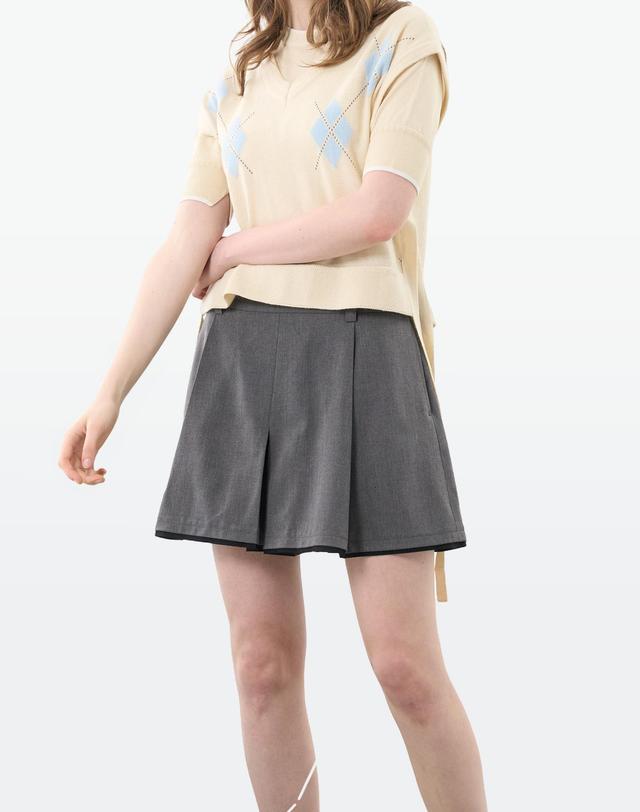 디마레 레트로 로고 배색 큐롯 주름 스커트 착용컷
