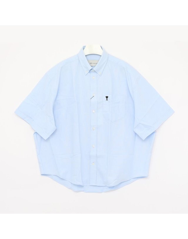 아미 [갤러리아] 아미 26SS 블랙 스몰하트 반팔 남성 셔츠 HSH823 CO0031 450 착용컷