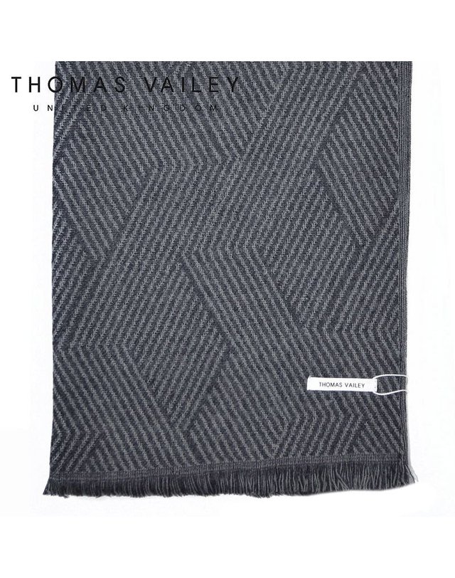 토마스베일리 [갤러리아] [THOMAS VAILEY] 울머플러 헤링본 블랙 폭 60cm 길이 200cm 착용컷