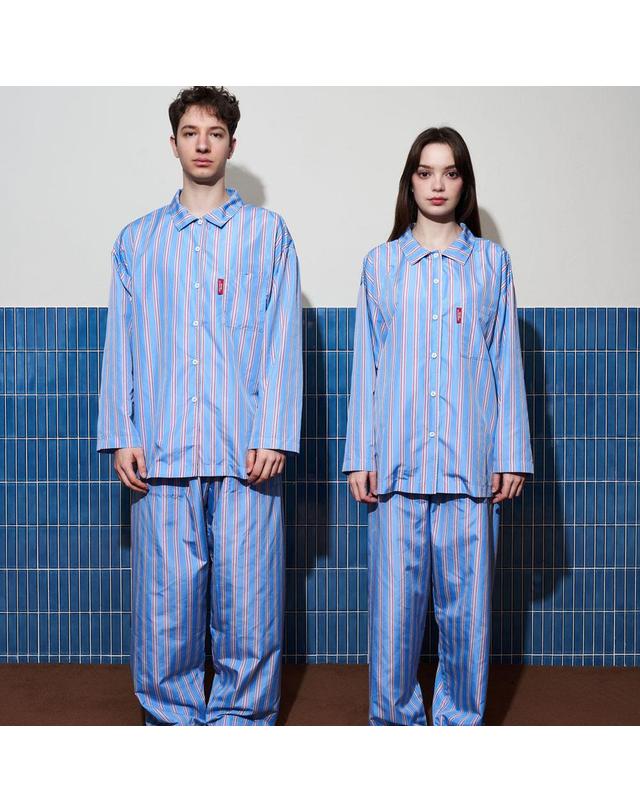 댄스온더플로어 furless pajamas 퍼리스 스트라이프 파자마 (blue) 착용컷