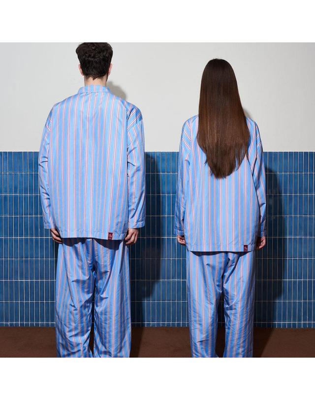 댄스온더플로어 furless pajamas 퍼리스 스트라이프 파자마 (blue) 착용컷