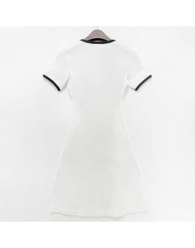 쿠레주 [명품] 25SS 쿠레주 로고 홀리스틱 콘트라스트 미니 반팔 드레스 / 화이트 블랙 225JRO600JS0203 0098 BLACK 착용컷