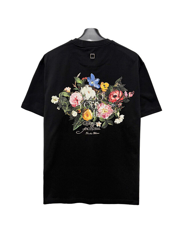 우영미 [명품] 25FW 우영미 플라워 백로고 반팔티 블랙 W253TS06 708B BLACK 착용컷